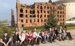 С 19 по 21 апреля ученики 6“Г” и 6 “Д” классов посетили великий город-герой Волгоград
